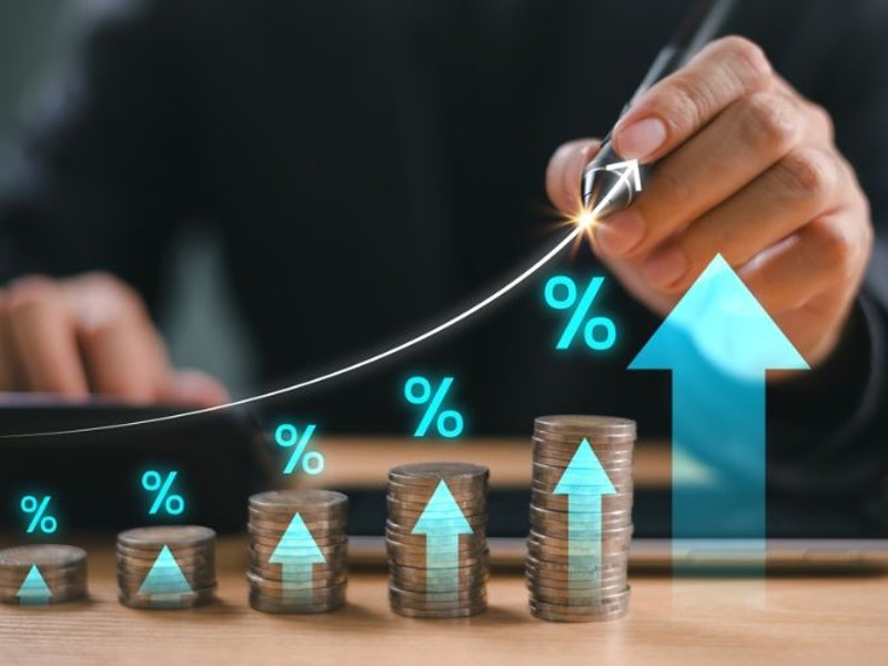 Hình ảnh người chơi đang xem xét chiến lược cá cược để tối đa hóa lợi nhuận từ ưu đãi MM99